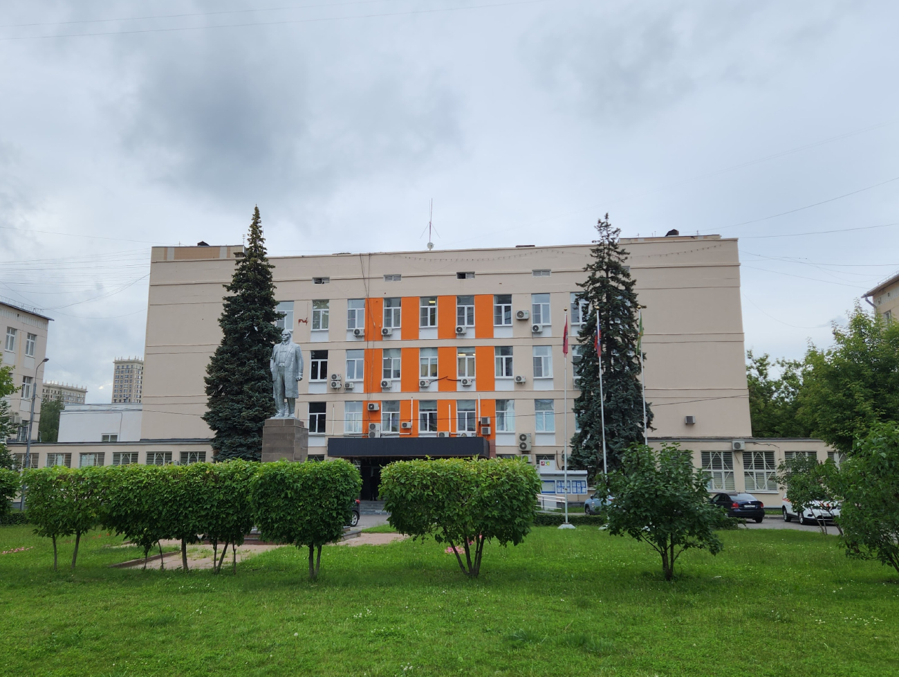 Moskwa, Улица Народного Ополчения, 33 корп. 1