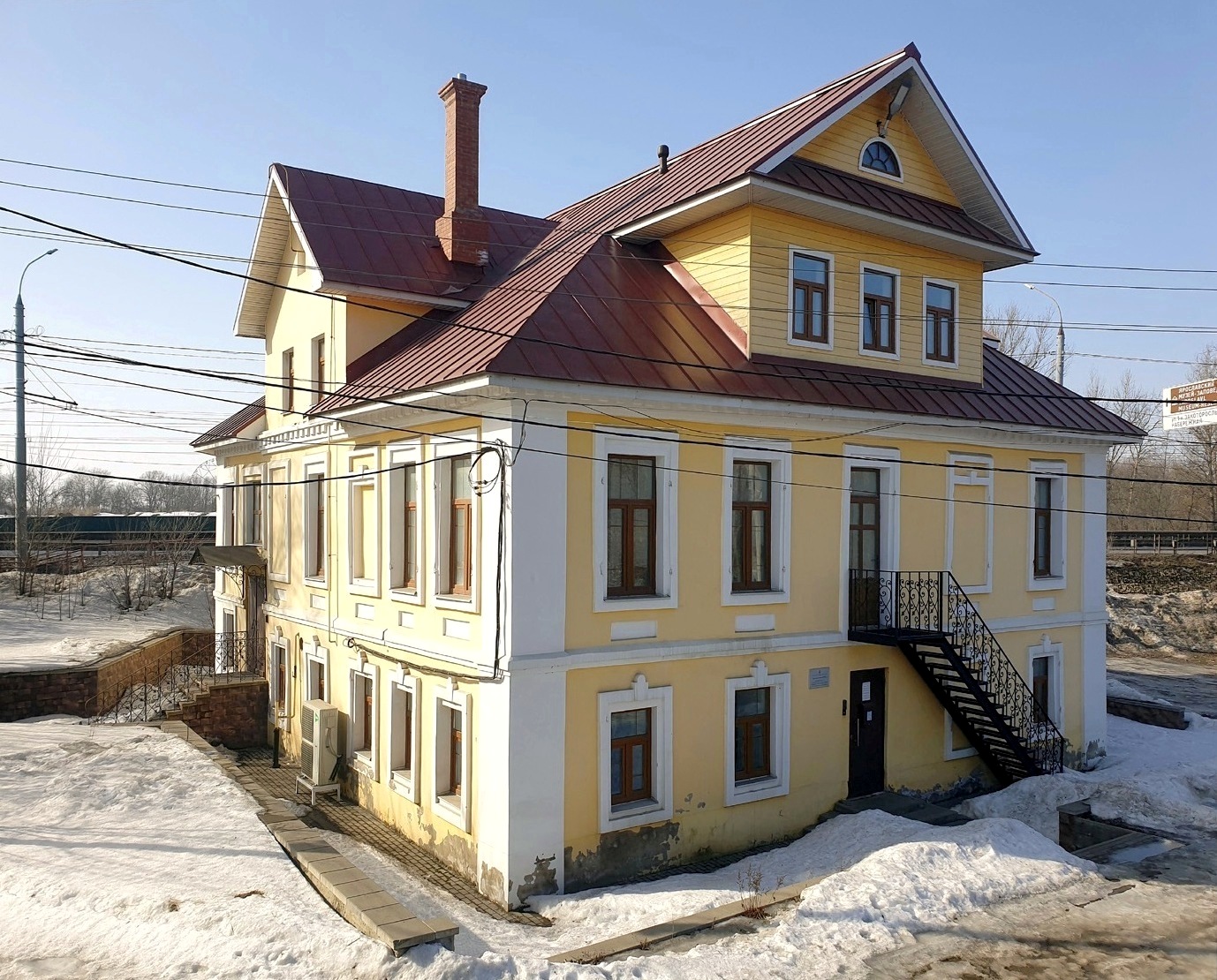 Ярославль, Московский проспект, 1 / 1-я Закоторосльная набережная, 2