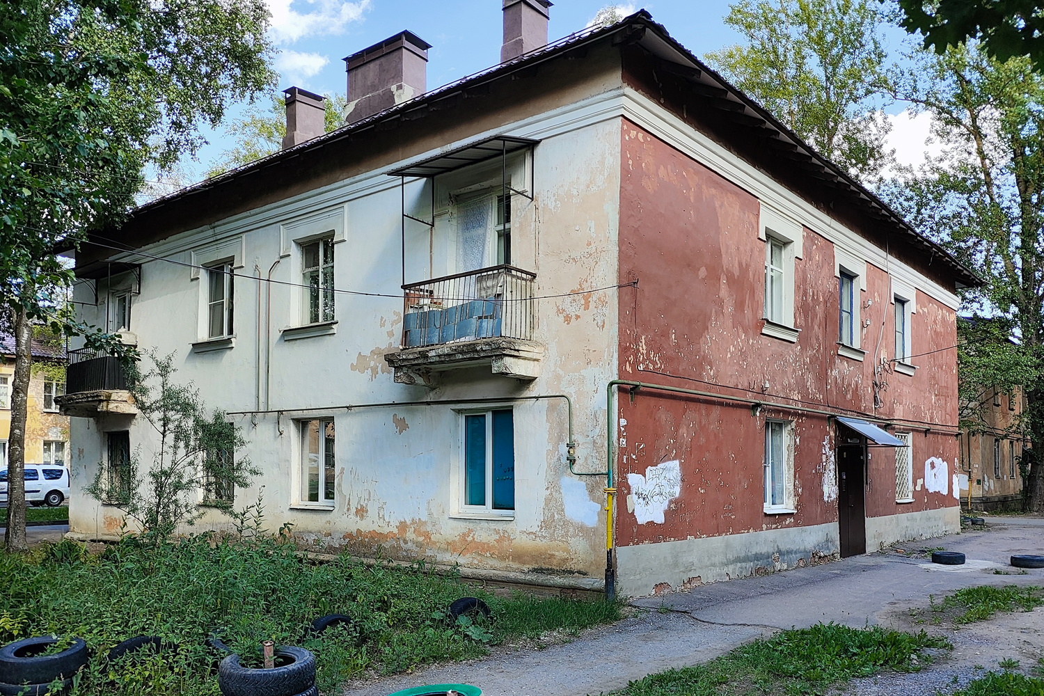Великий Новгород, Новолучанская улица, 37