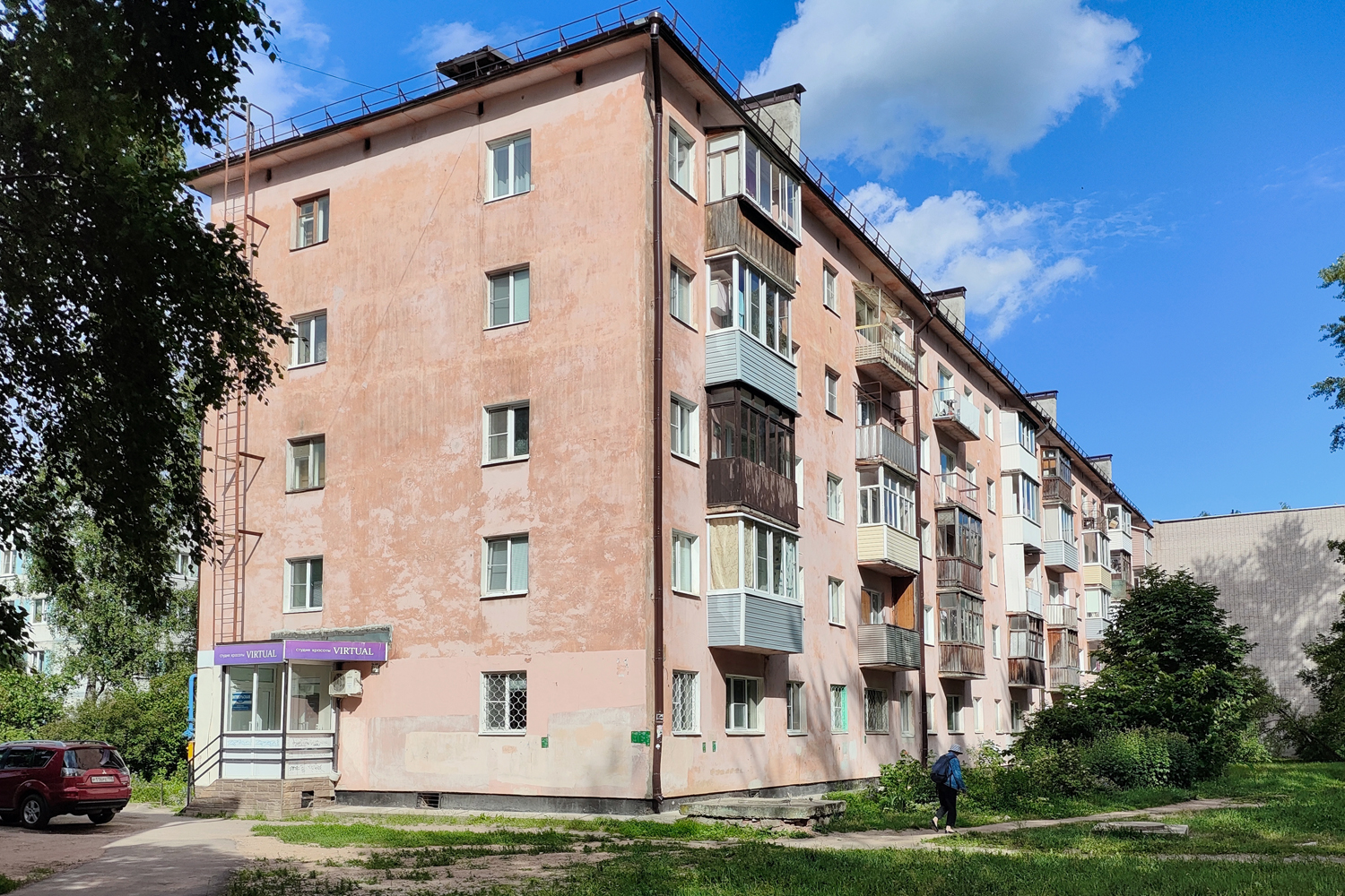 Великий Новгород, Октябрьская улица, 42