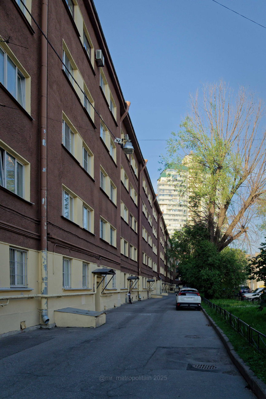 Санкт-Петербург, Лесной проспект, 37 корп. 6; Новолитовская улица, 4