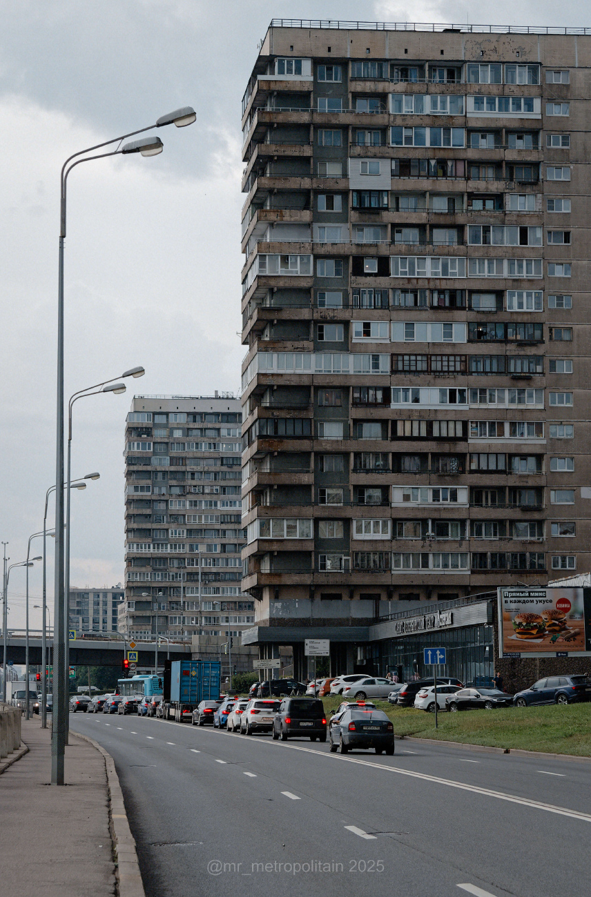 Sankt Petersburg, Октябрьская набережная, 68; Октябрьская набережная, 66