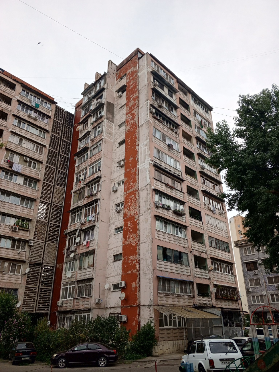 Сочі, Улица 60 лет ВЛКСМ, 14