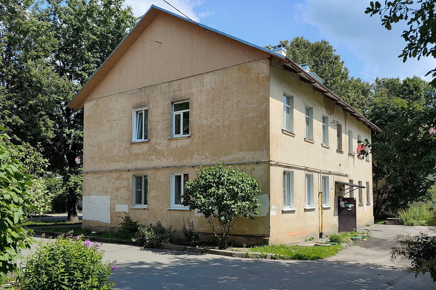 Великий Новгород, Улица Рогатица, 22