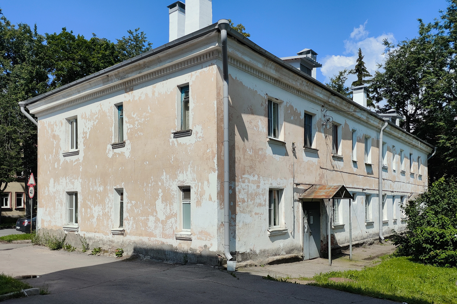 Великий Новгород, Славная улица, 52