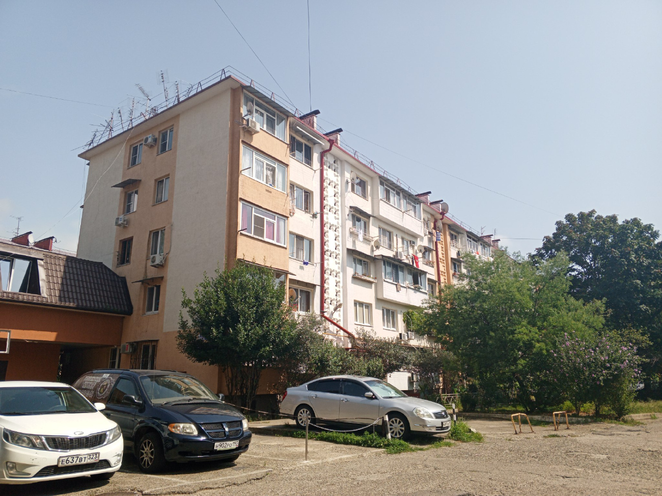 Большой Сочи, Адлер, Улица Голубые Дали, 19