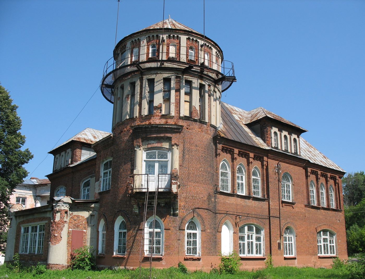 Заволжск, Улица Фрунзе, 2