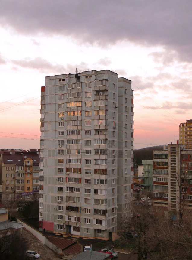 Пятигорск, Улица 295-й Стрелковой Дивизии, 8