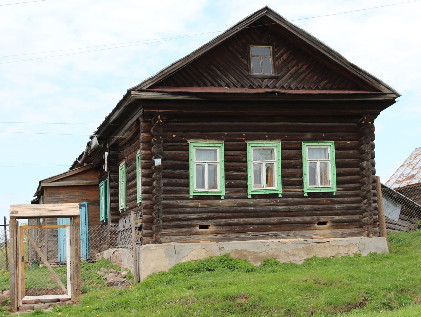 Заволжский район, прочие н.п., дер. Порозово, улица Подугорица, 2