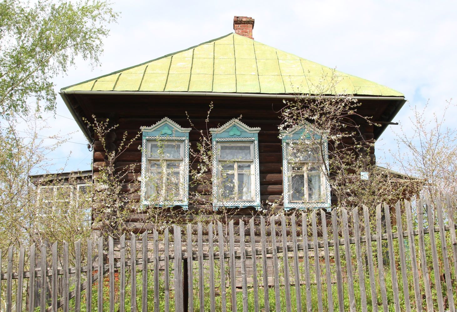 Zavolzhsky district, дер. Порозово, улица Подугорица, 10