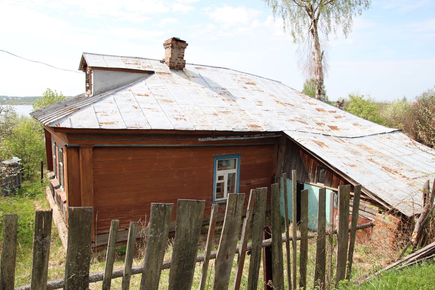 Zavolzhsky district, дер. Порозово, улица Подугорица, 14