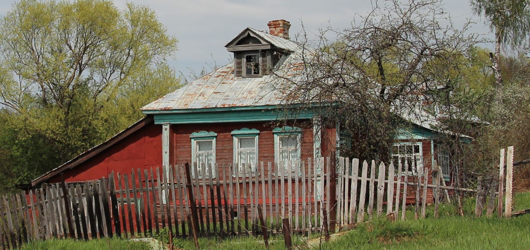 Zavolzhsky district, дер. Порозово, улица Подугорица, 18