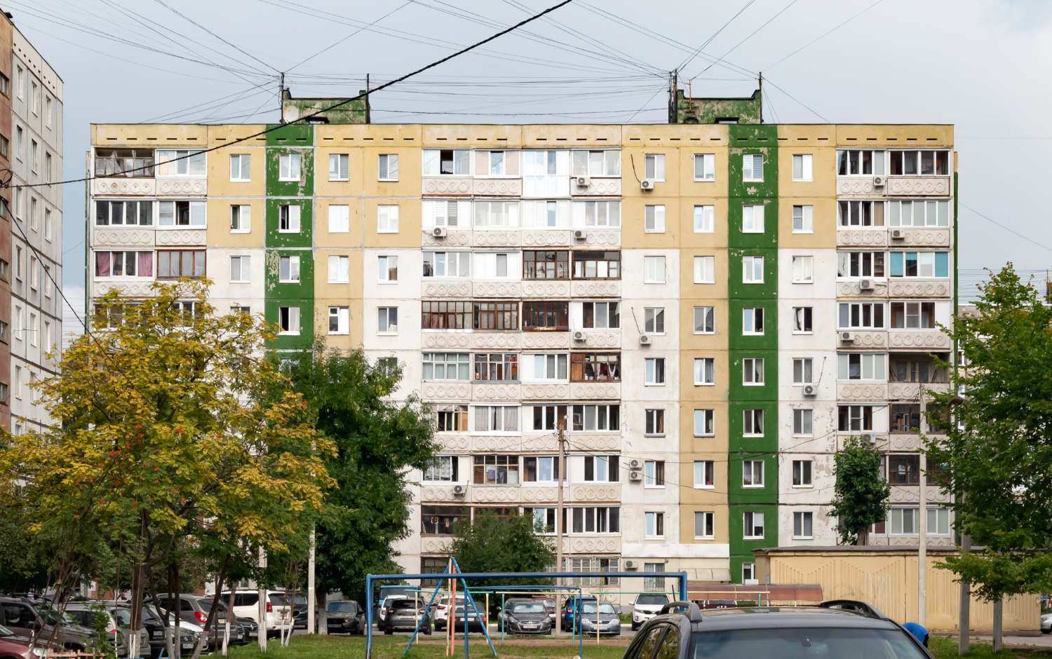 Ufa, Улица Максима Рыльского, 17
