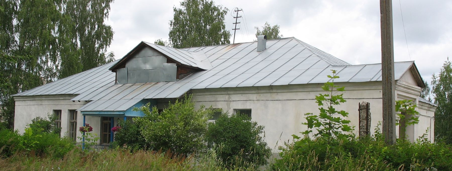 Заволжск, Улица Мира, 1 (церковь)