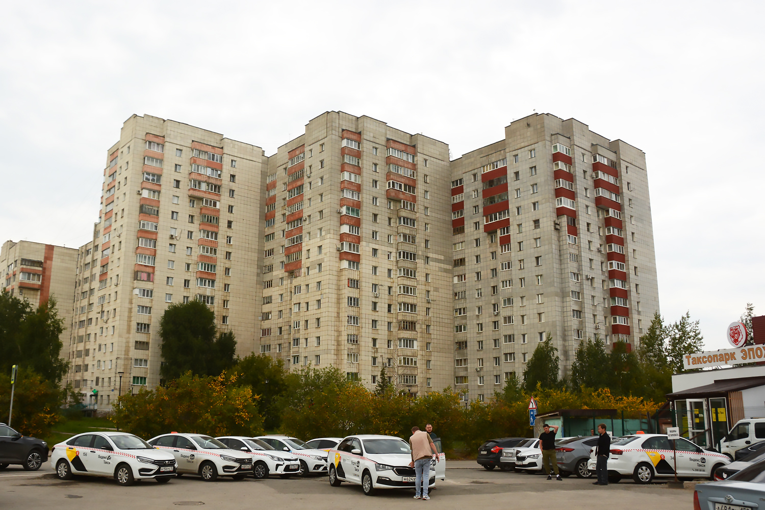 Пермь, Улица Солдатова, 42/2; Улица Солдатова, 42/3; Улица Солдатова, 42/4