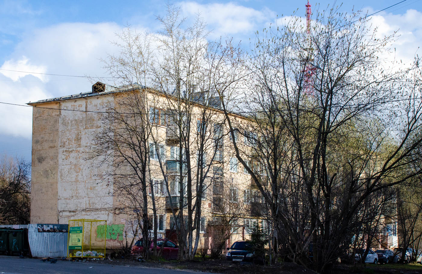 Березники, Улица Веры Бирюковой, 16