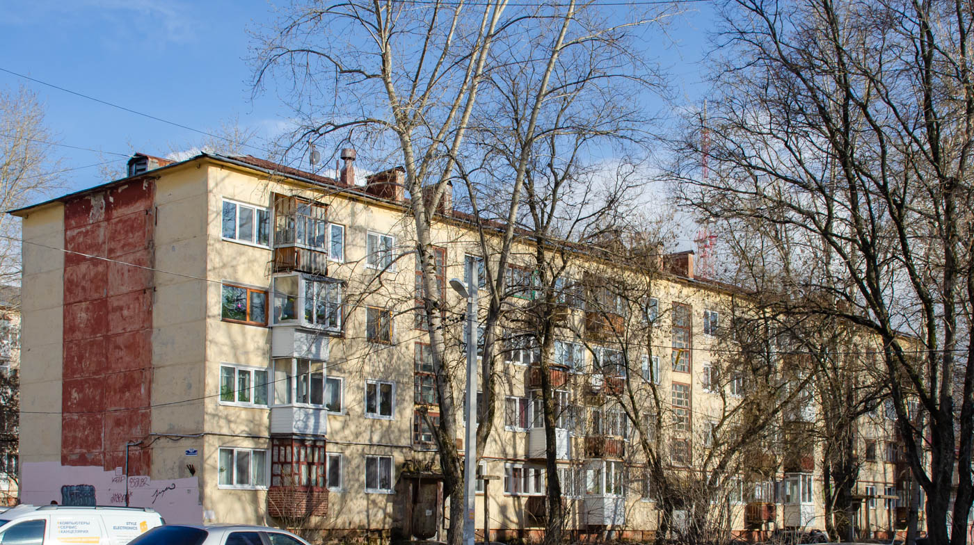 Березники, Улица Веры Бирюковой, 12