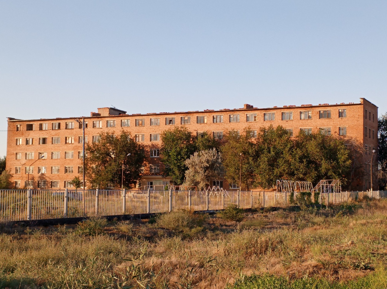 Астрахань, ​Акмолинская улица, 45