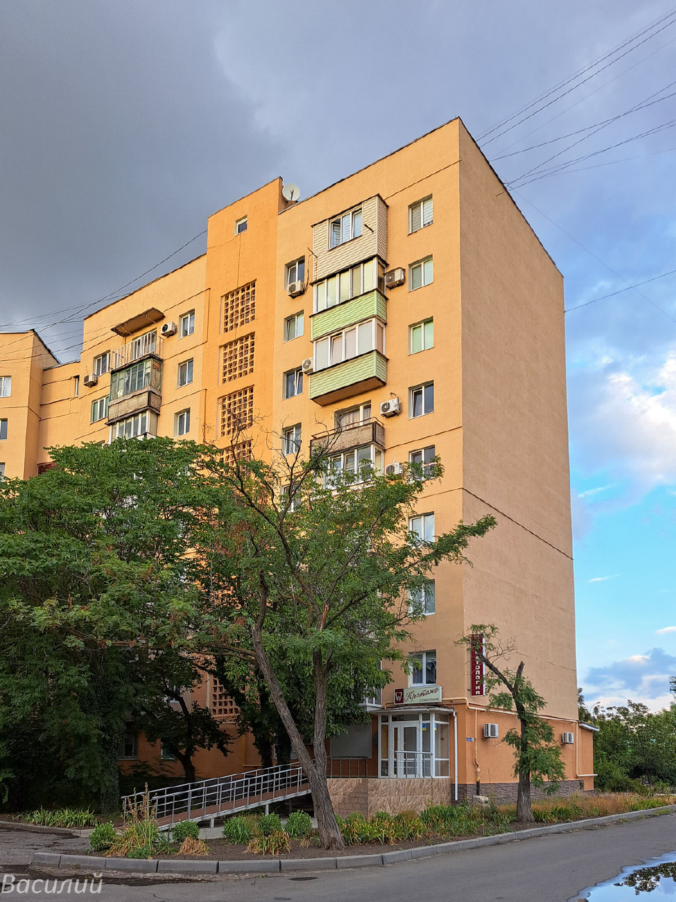 Mariupol, Улица 60 лет СССР, 15