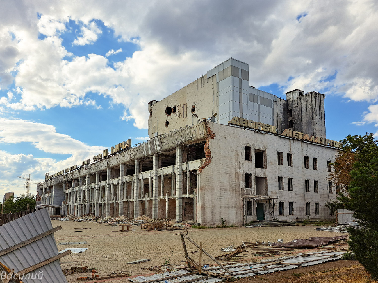 Мариуполь, Проспект Металлургов, 150