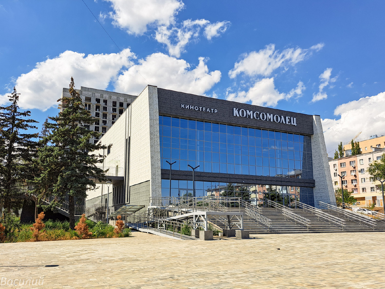 Мариуполь, Проспект Адмирала Нахимова, 172 Мариуполь, Проспект Адмирала Нахимова, 172