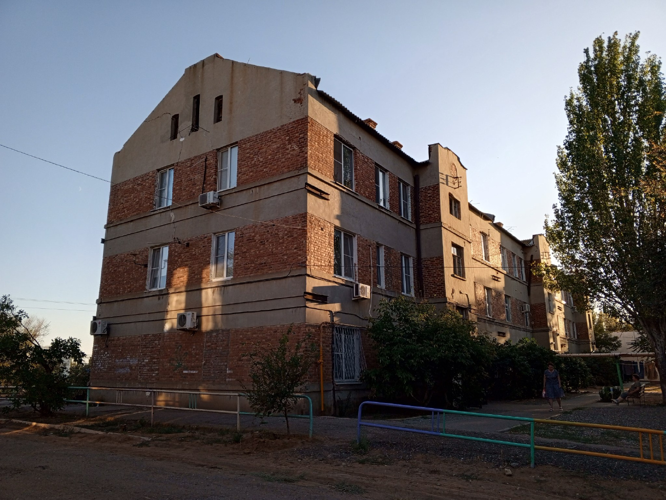 Астрахань, Таганская улица, 32