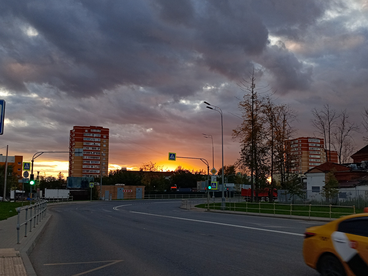 Поселение Воскресенское, Пос. подсобного хозяйства Воскресенское, 12а; Пос. подсобного хозяйства Воскресенское, 57 стр. 4. Москва — Фотозарисовки