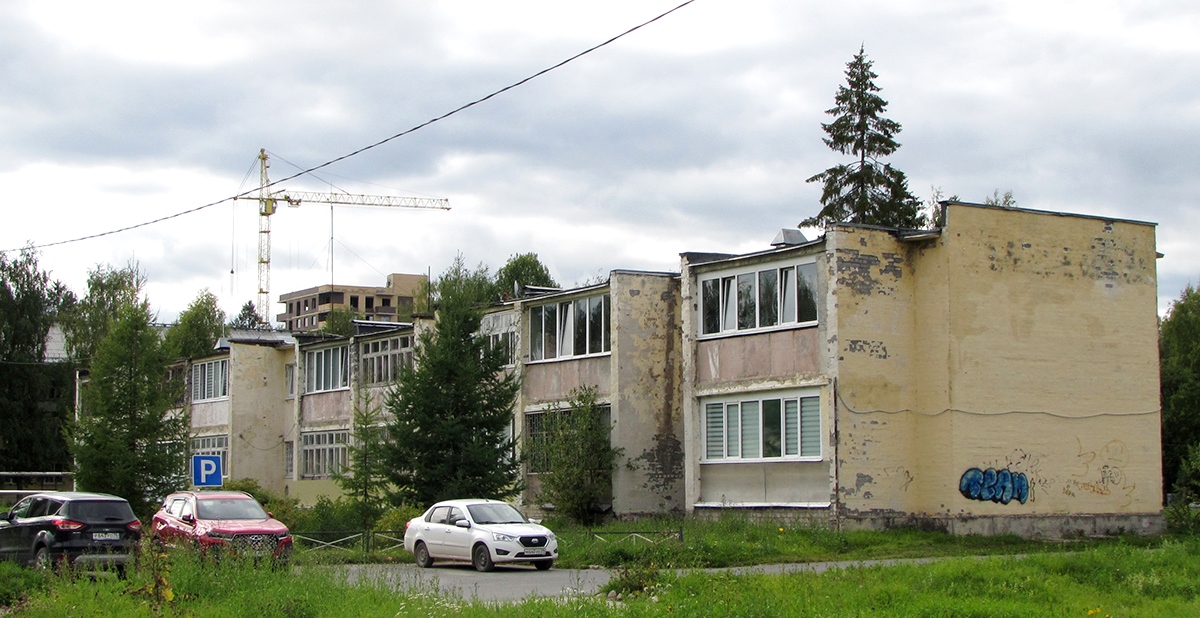 Мирный, Улица Неделина, 6А