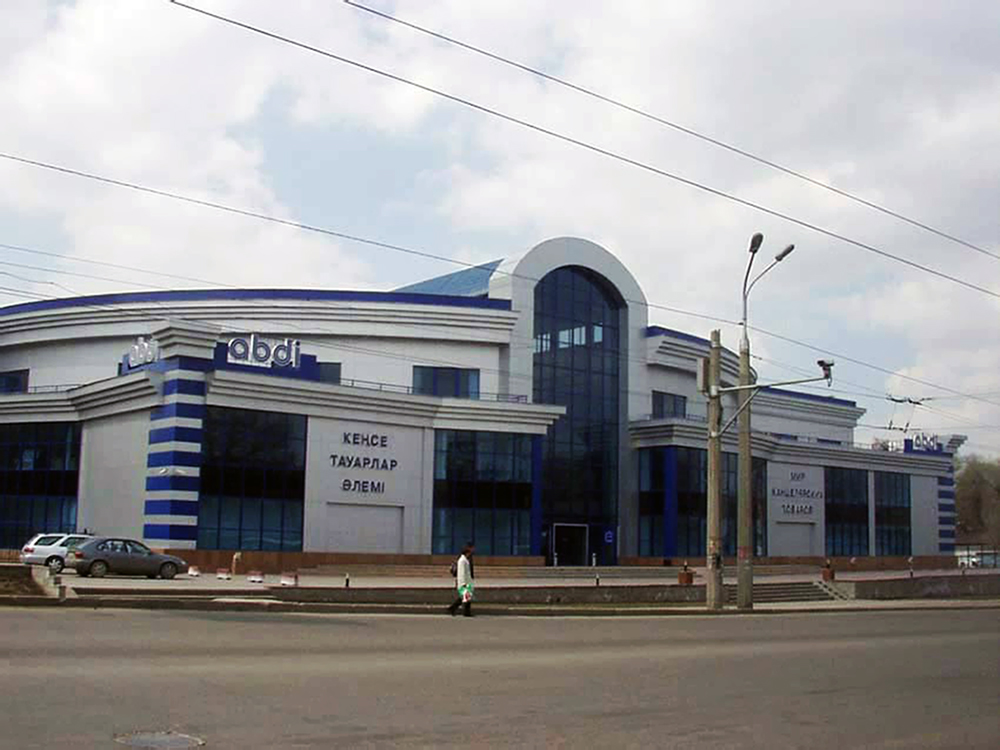 Алматы, Проспект Сейфуллина, 465 / Проспект Райымбека, 191