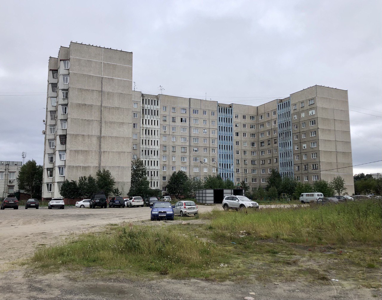 Кола, Проспект Защитников Заполярья, 9