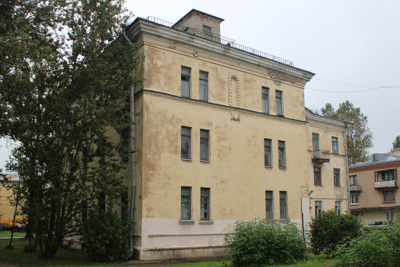 Kolpino, Загородная улица, 42