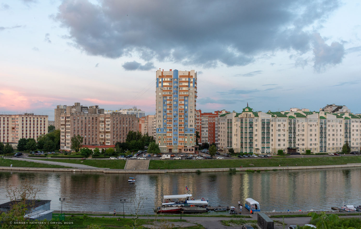 Орёл, Набережная Дубровинского, 76; Набережная Дубровинского, 86; Набережная Дубровинского, 74