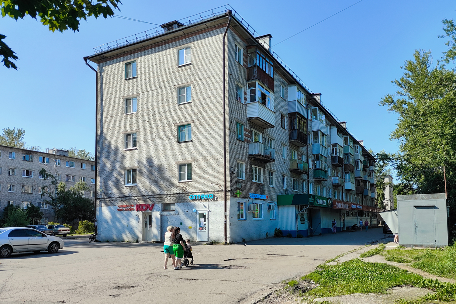 Великий Новгород, Улица Менделеева, 18