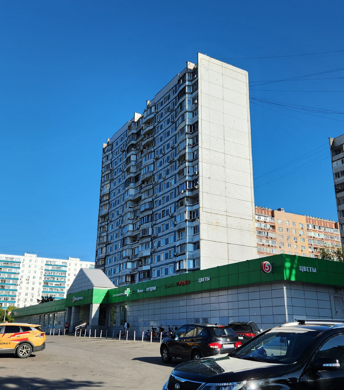 Москва, Улица Исаковского, 33 корп. 1