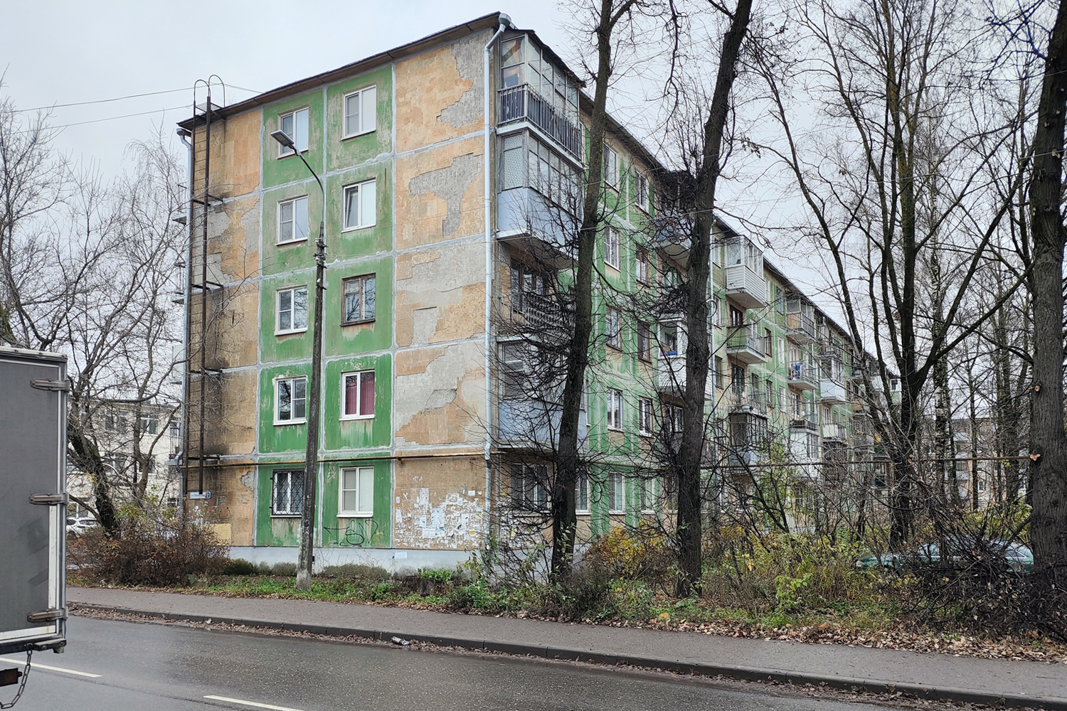 Псков, Стахановская улица, 2