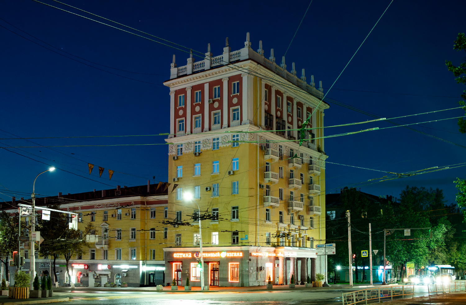 Уфа, Первомайская улица, 26 / Улица Ульяновых, 28