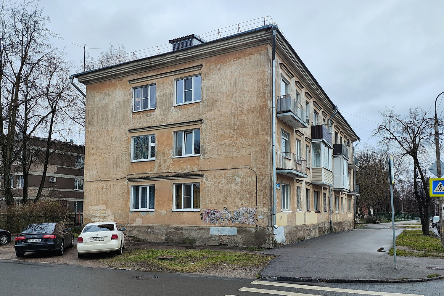 Псков, Советская улица, 102