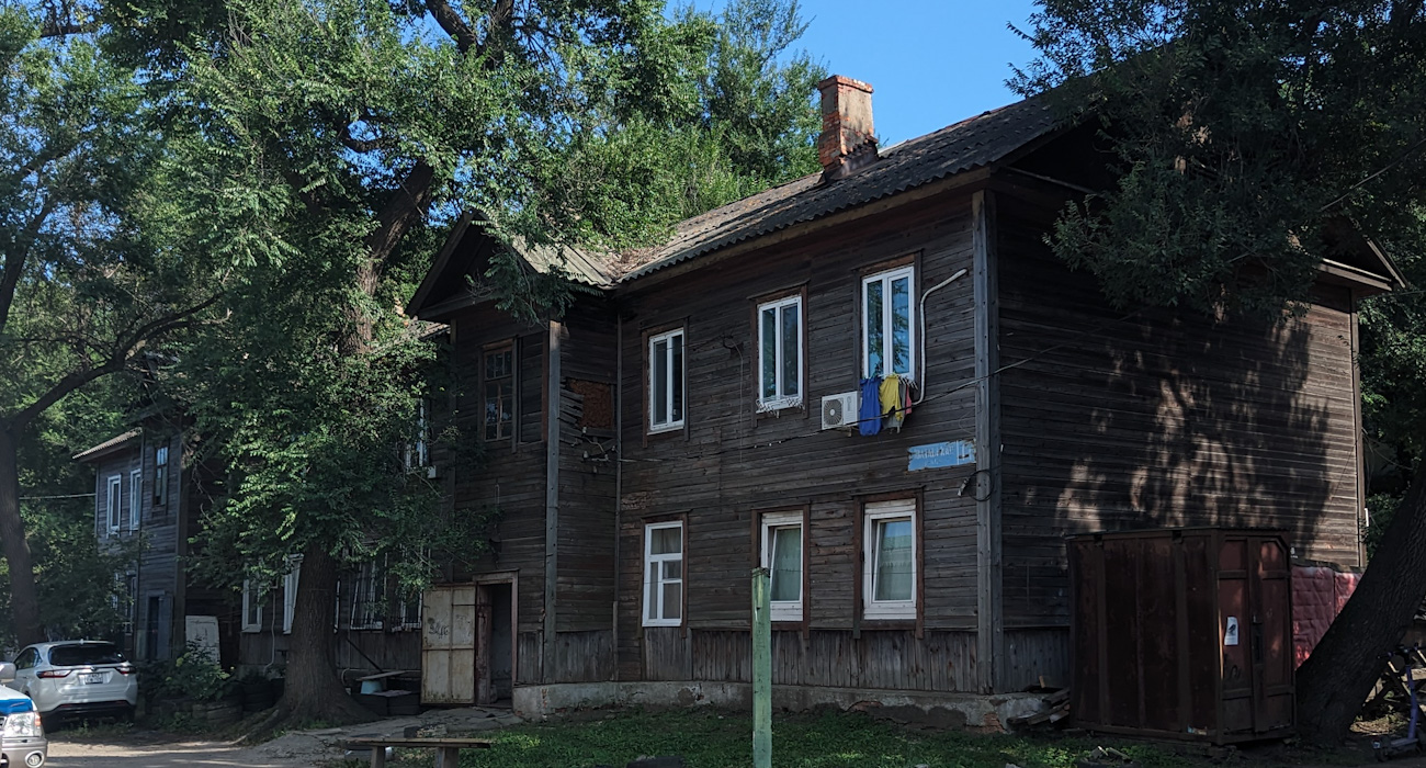 Владивосток, Полтавская улица, 11