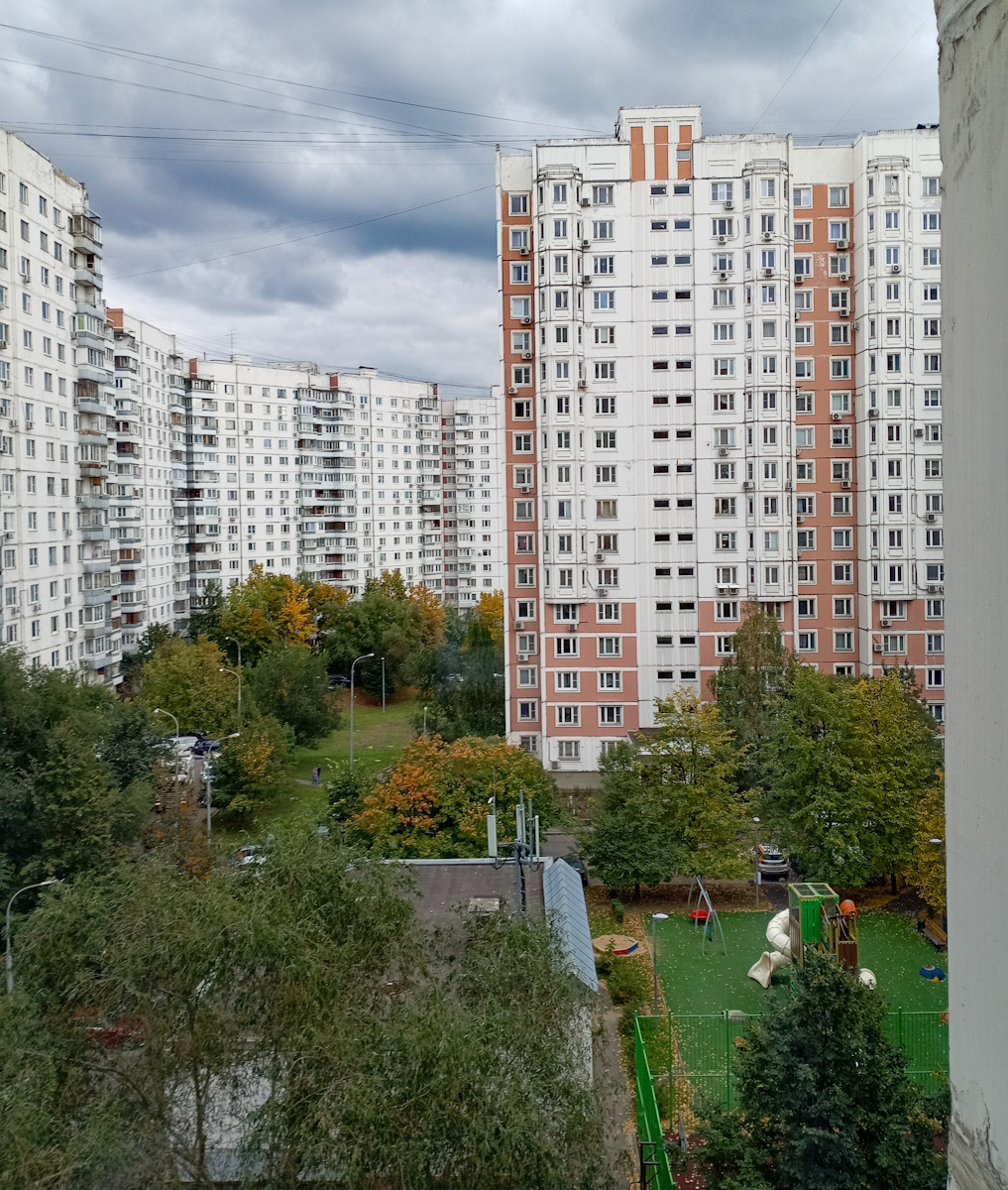 Москва, Улица Миклухо-Маклая, 38; Улица Введенского, 24 корп. 2 стр. 2; Улица Введенского, 24 корп. 1