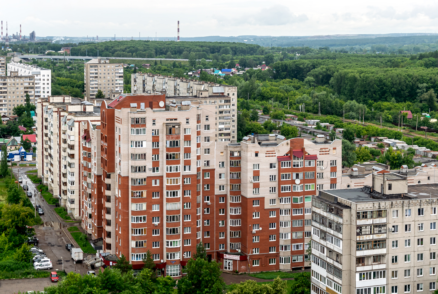 Уфа, Улица Коммунаров, 66; Улица Коммунаров, 66/2