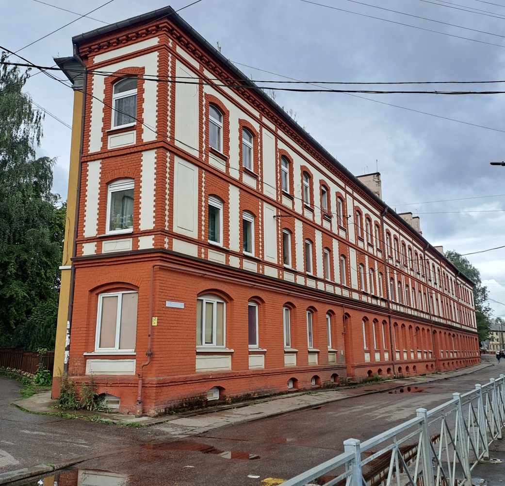 Калининград, Улица Большая Песочная, 1-5