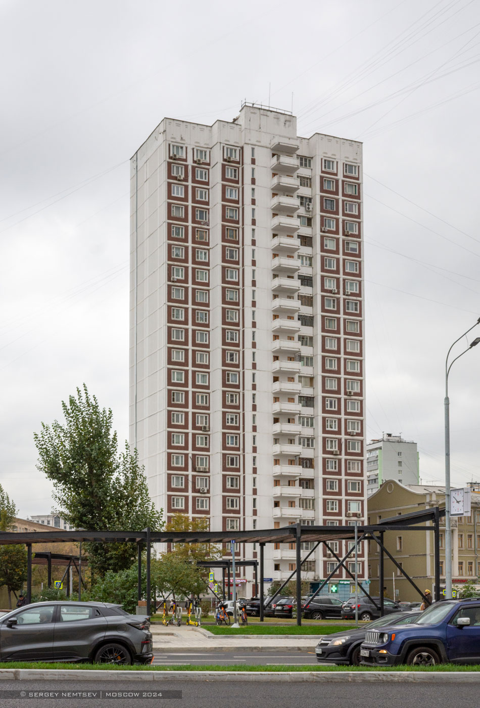 Москва, Улица Рогожский Вал, 2 / Школьная улица, 50