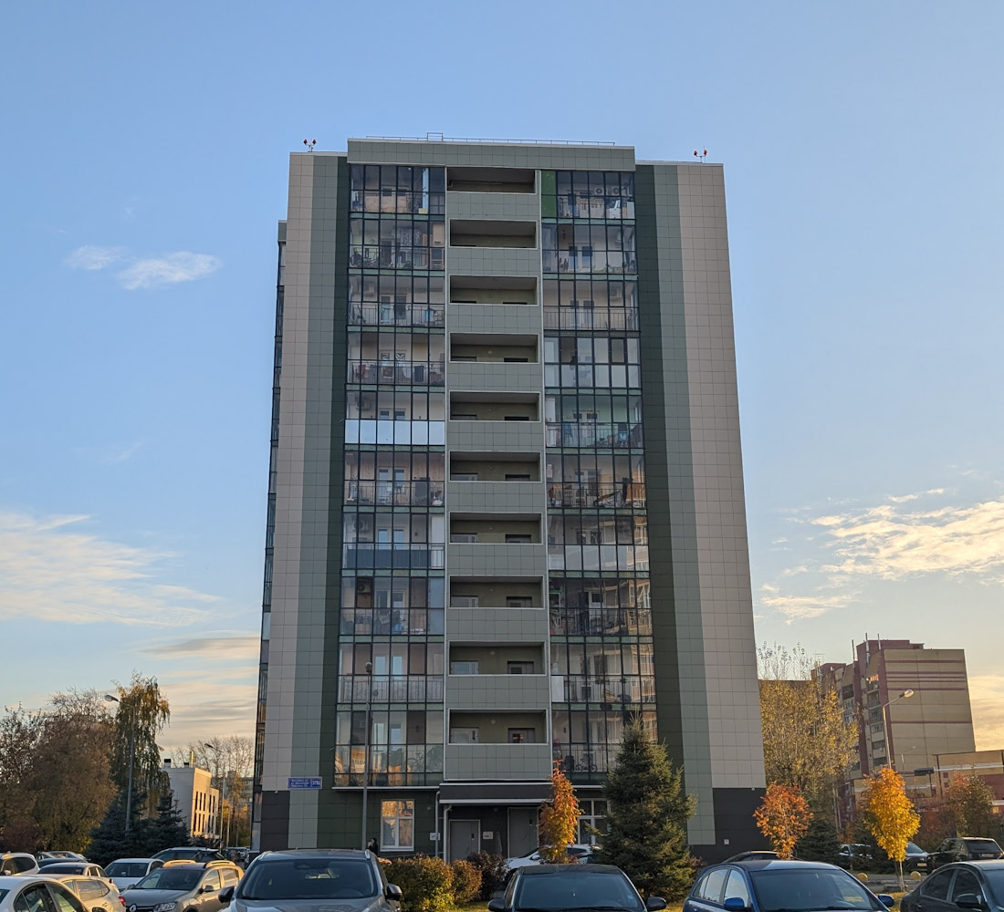 Казань, Улица Максимова, 37Б