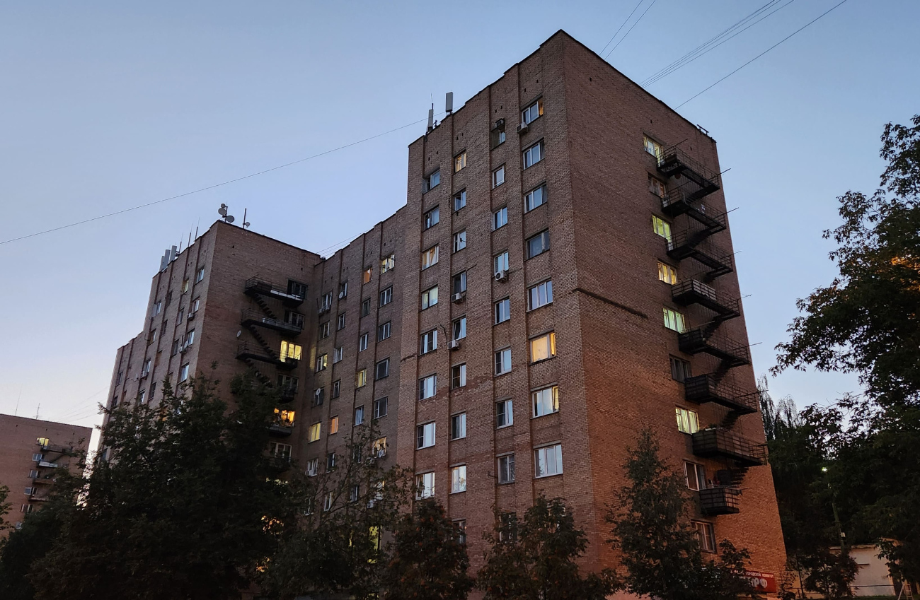 Krasnogorsk, Школьная улица, 2