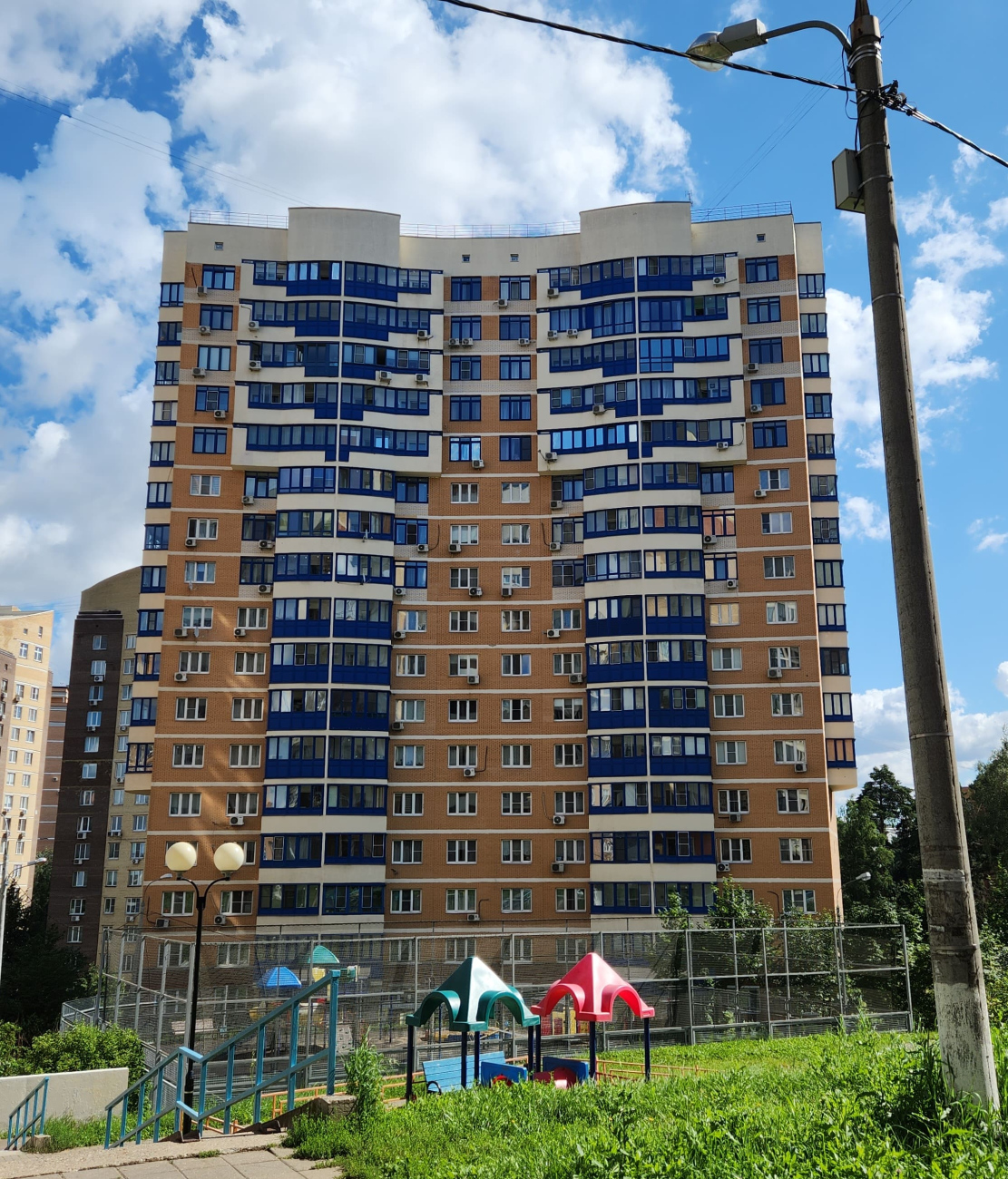 Красногорск, Лесная улица, 10