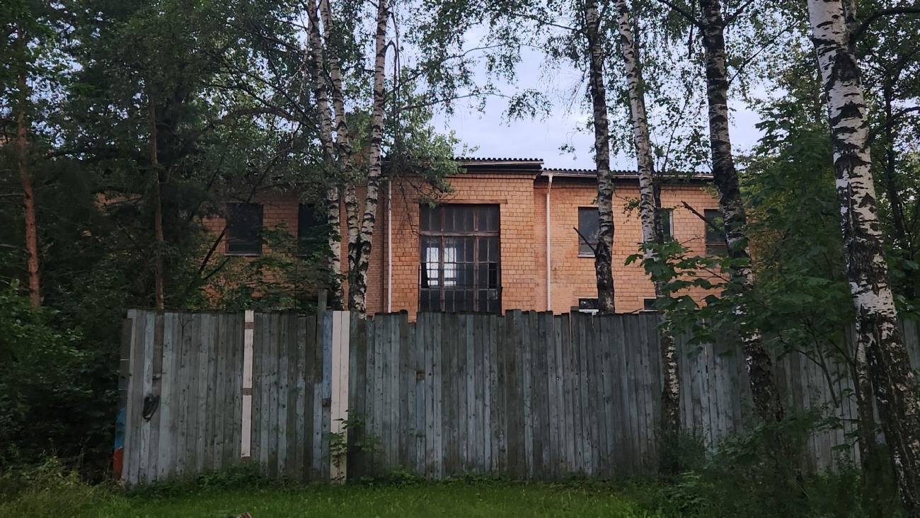 Городской округ Красногорск, прочие н.п., С. Петрово-Дальнее, улица Посёлок Ленинский, *