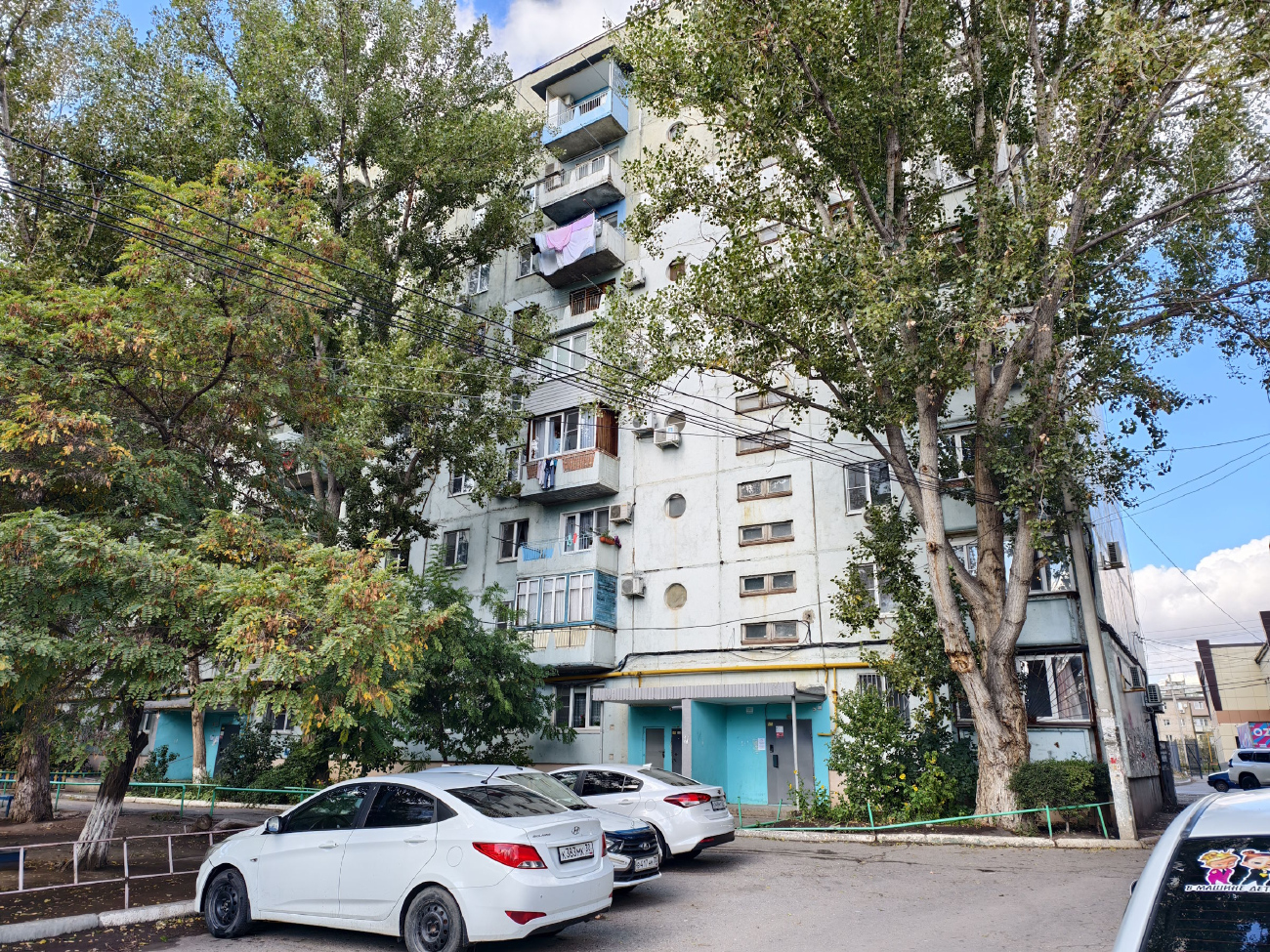 Астрахань, Улица Валерии Барсовой, 12 корп. 1