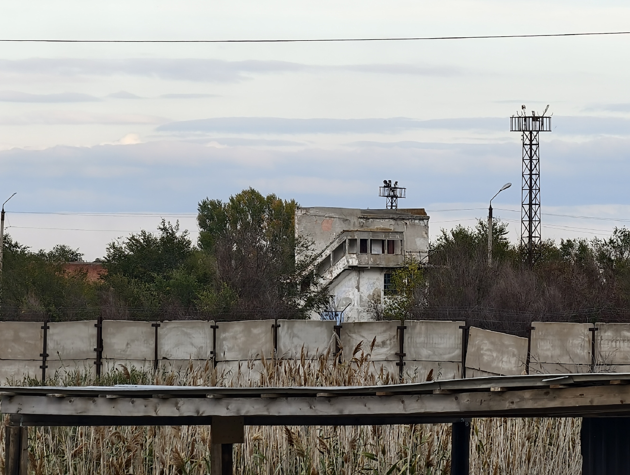 Астрахань, Площадь Нефтяников, 2*