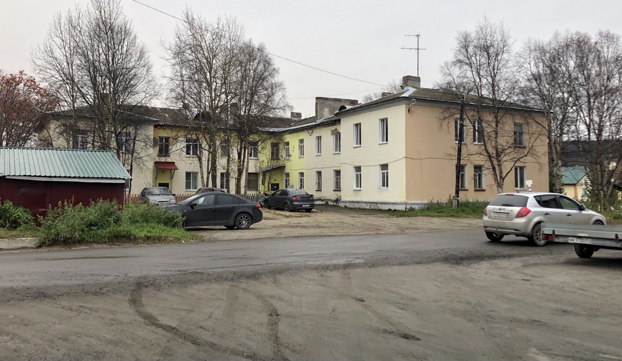 н.п. Зверосовхоз, Строительная улица, 8
