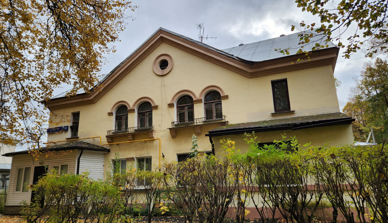 Москва, 1-я Северная линия, 10